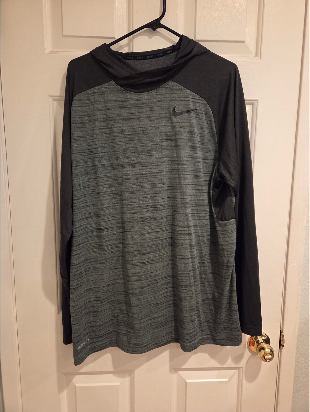 Nike Dri-FIT Men's Long Sleeve Hoodie T-Shirt XL